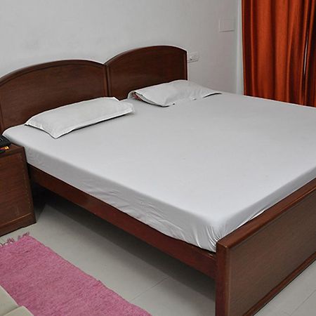 Hotel Pritam Palace Hisār Exteriör bild